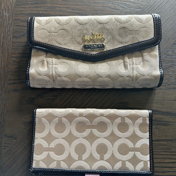 Coach Handbags - Coach Madison Signature Vintage Canvas Wallet and Checkbook Set